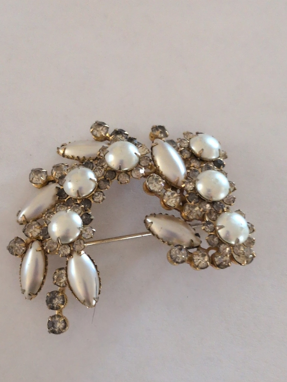 Pearl and Crystal Floral Brooch - White and Gold